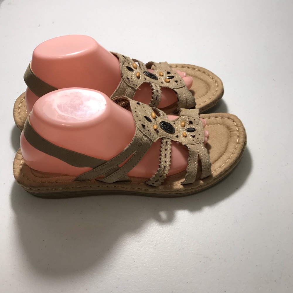 Earth Spirit Tan Suede Embellished Strappy Sandals SB-K - Picture 3 of 8